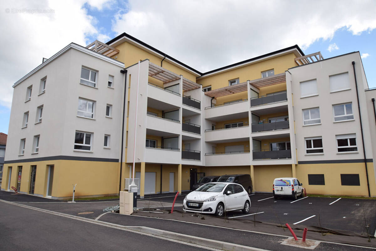 Commerce à MAIZIERES-LES-METZ