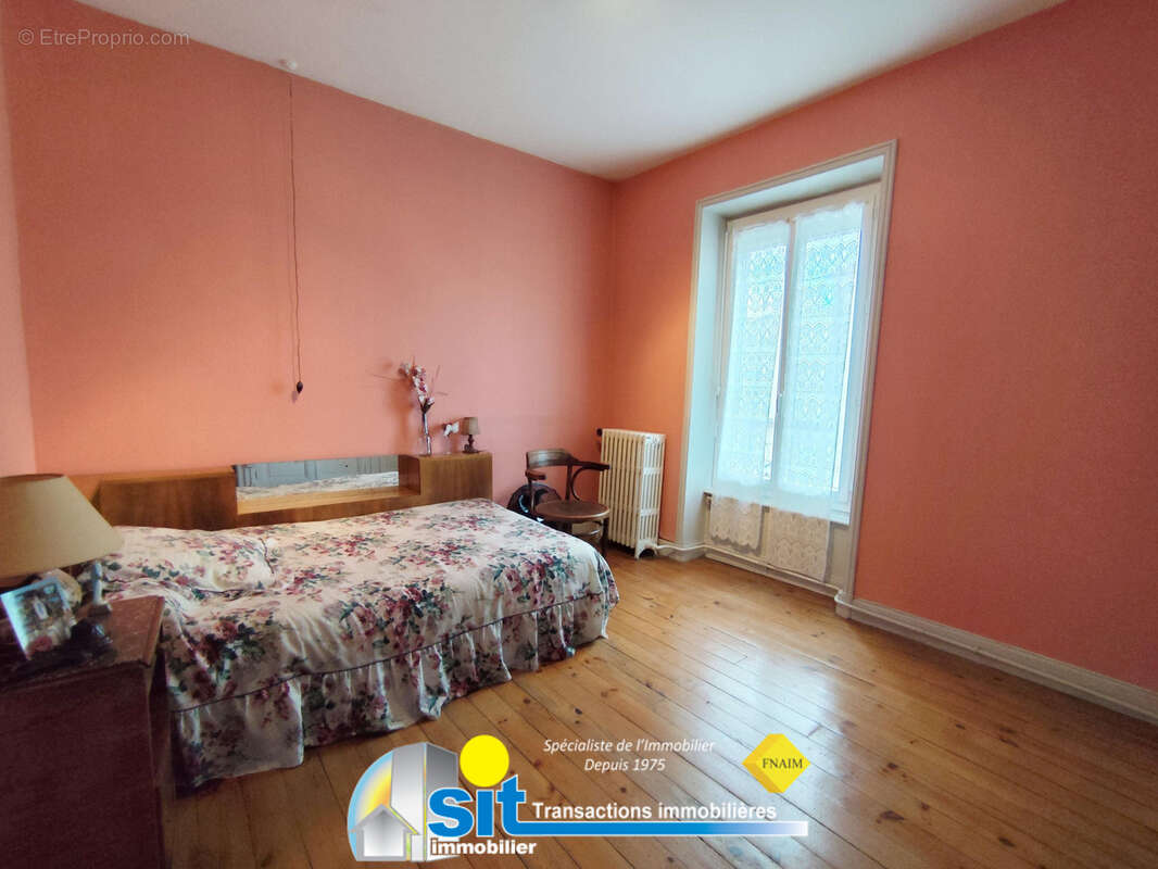 Maison 10 pièces- St Rambert d'Albon - photo 9