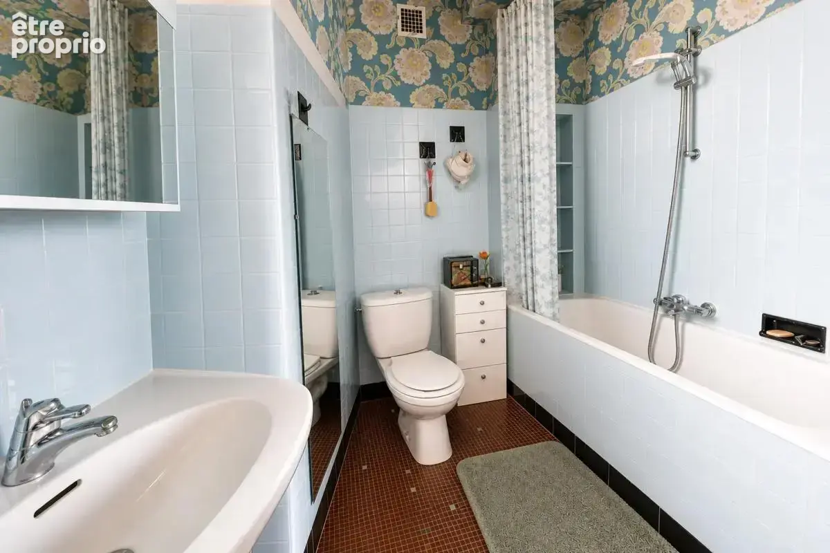 Maison de 9 pièces de 245 m² à Épernon - photo 12