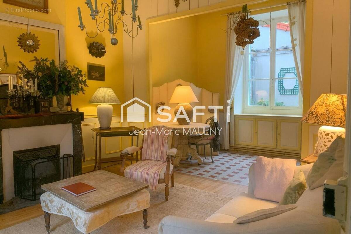 Photo 1 - Maison à JANVILLE-SUR-JUINE