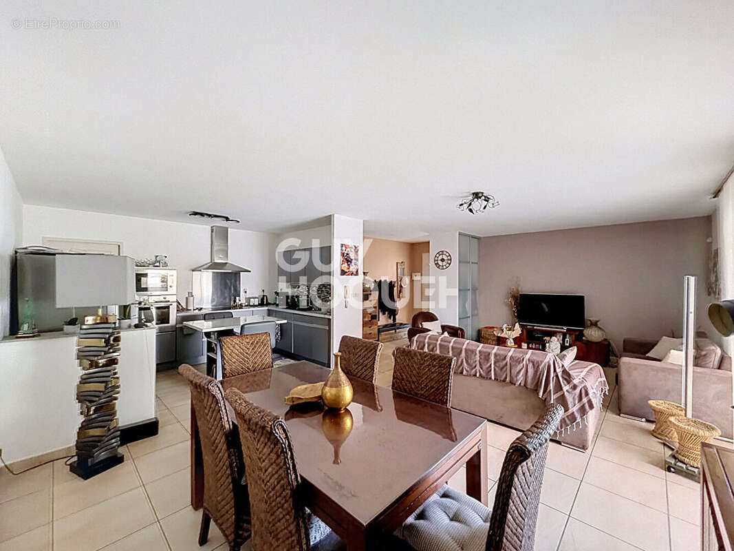 Maison récente de plain pied, avec piscine, 4 pièces de standing à vendre à Cabestany (66330) - photo 4
