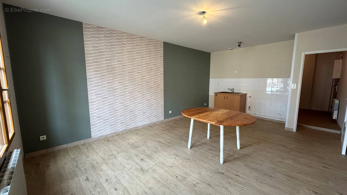 Appartement à AUXONNE