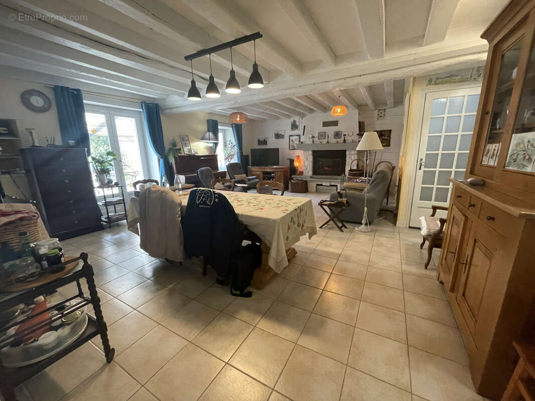 Maison à ROUEZ