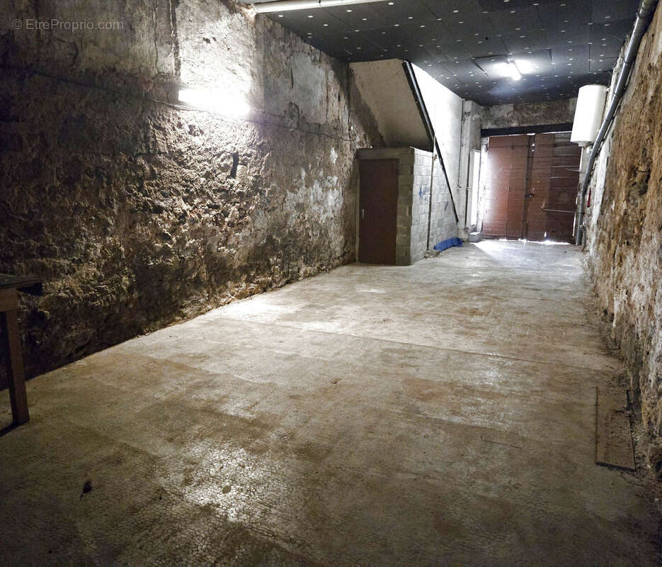 Maison de village grand garage - photo 10