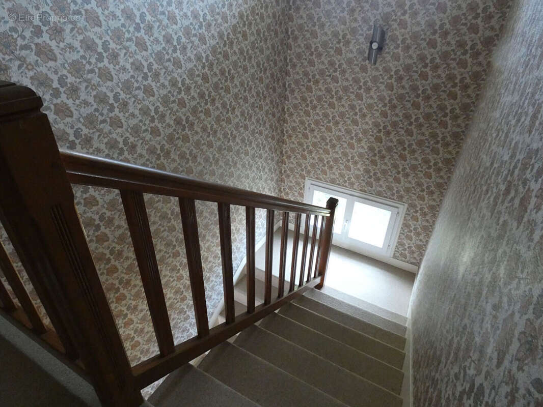 Maison à SAINT-DOULCHARD