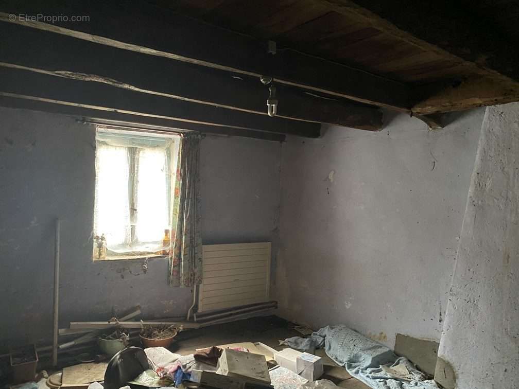 Maison à SAINT-JULIEN-LE-PETIT