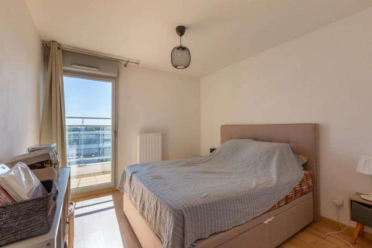 Appartement à VAULX-EN-VELIN