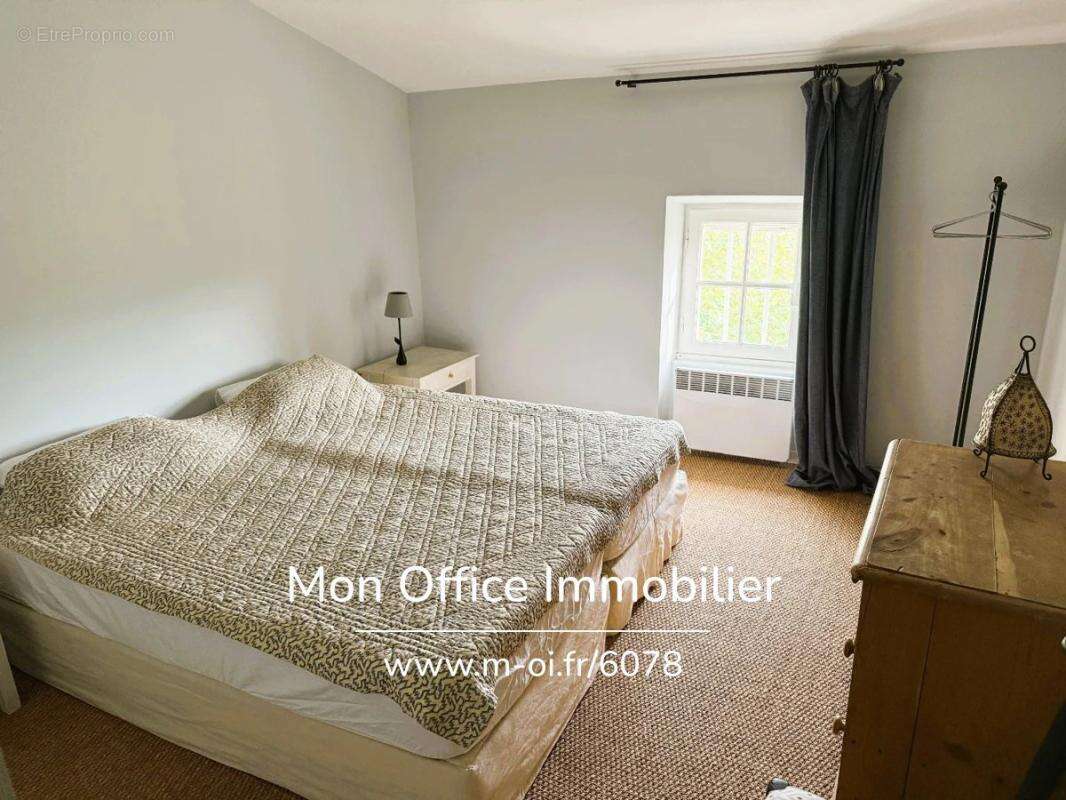 Maison à ROUSSILLON