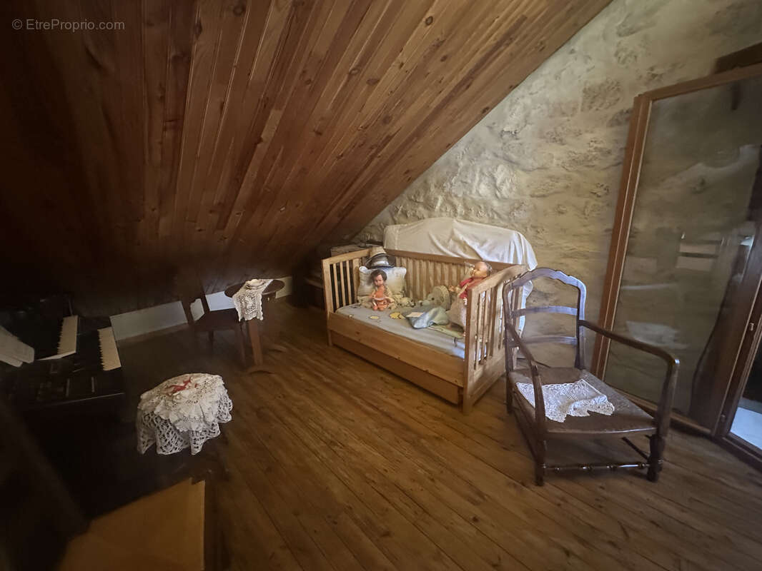 Maison à PRESAILLES