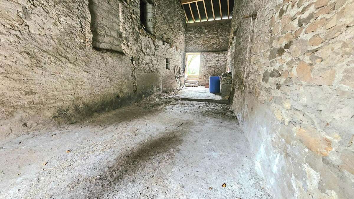 Photo 3 - Maison à VIRIEU-LE-GRAND