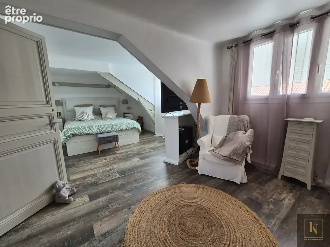 Bien d'exception Maison de VILLE 5 Chambres Garage Saint-Pere-en-Retz (44320)- Pays de RETZ - photo 38