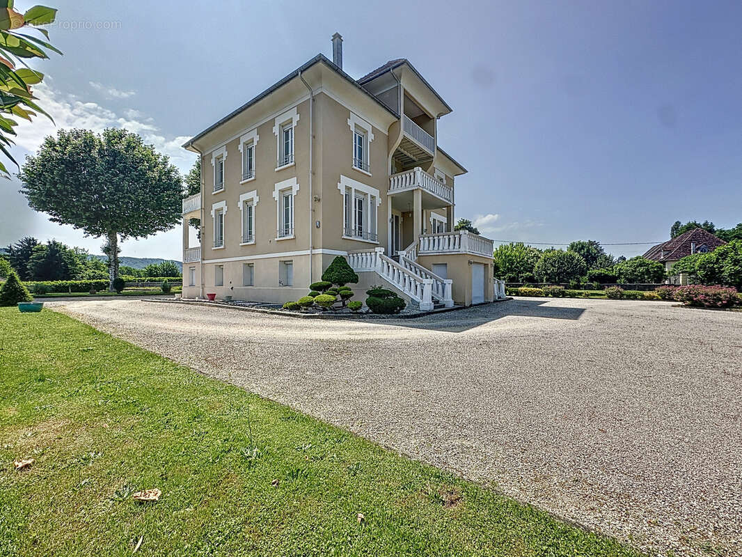 Maison à LE PONT-DE-BEAUVOISIN