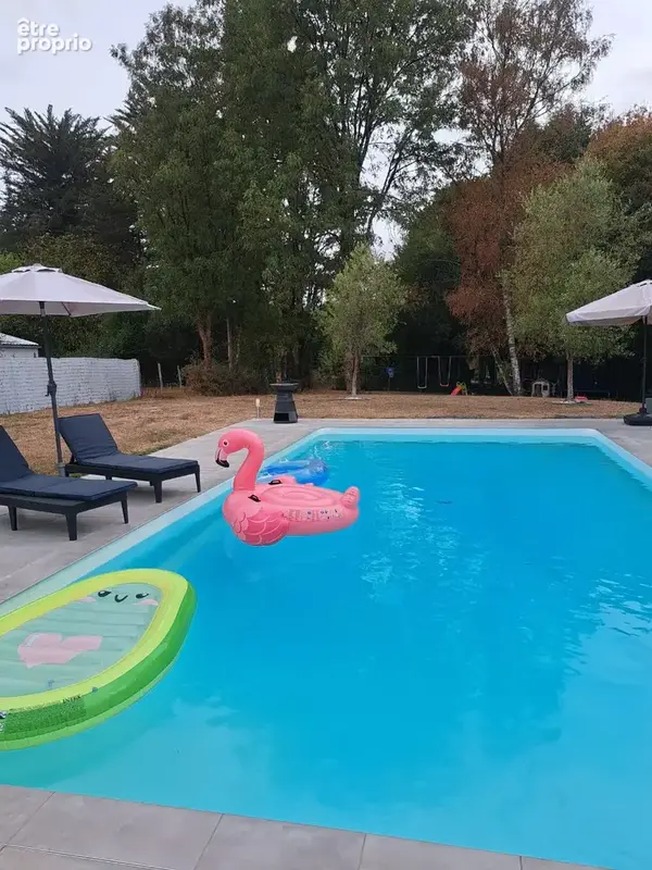 Maison de plain-pied rénovée avec piscine   5 chambres   terrain de 2 000 m2 - photo 19