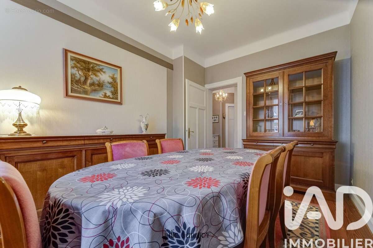 Photo 8 - Appartement à LONGEVILLE-LES-METZ