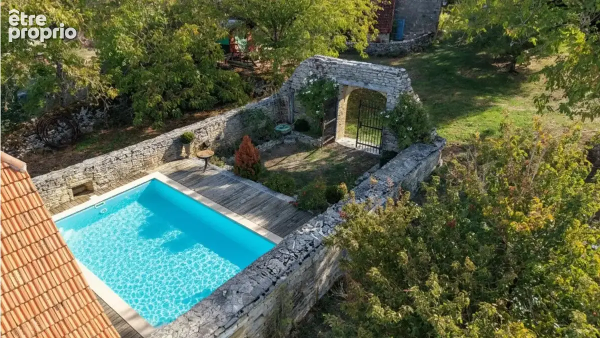 Coeur de causse – ensemble immobilier de caractere avec deux mai - photo 6