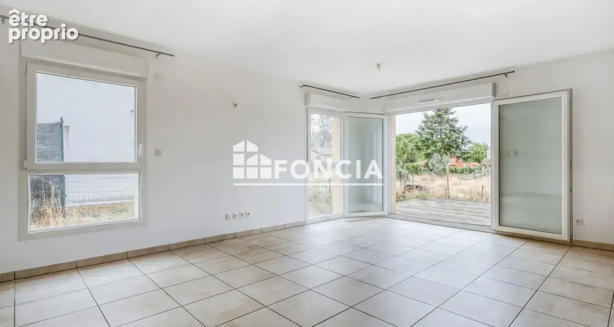 ROQUES — Duplex T4 · 82 m² · Jardin · Garage — Coup de cœur assuré ! - photo 2