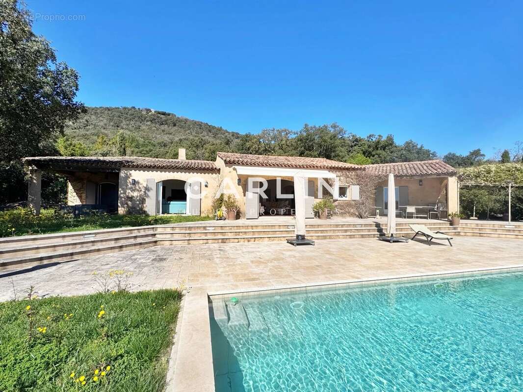 Maison à LA GARDE-FREINET