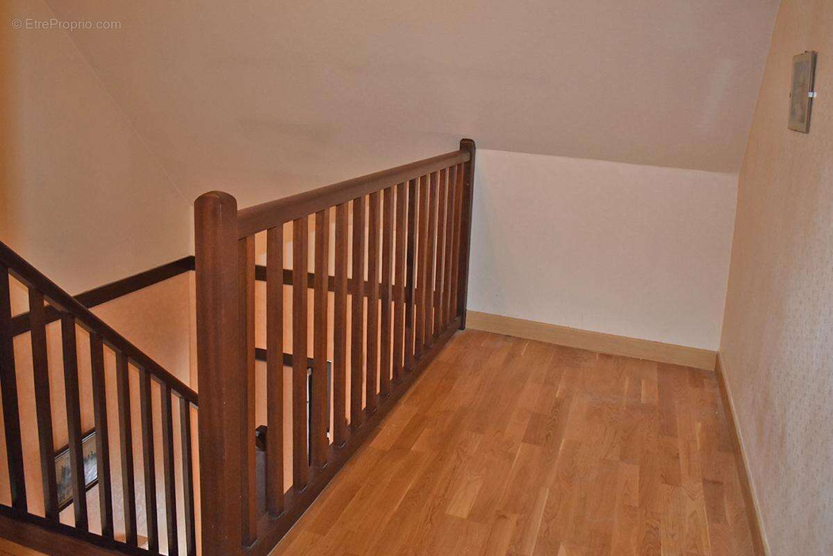 Maison Terrasson La Villedieu 146 m2 7 pièces - photo 13