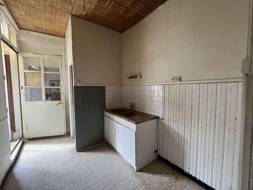 Maison   centre ville blangy sur bresle a restaurer - photo 6