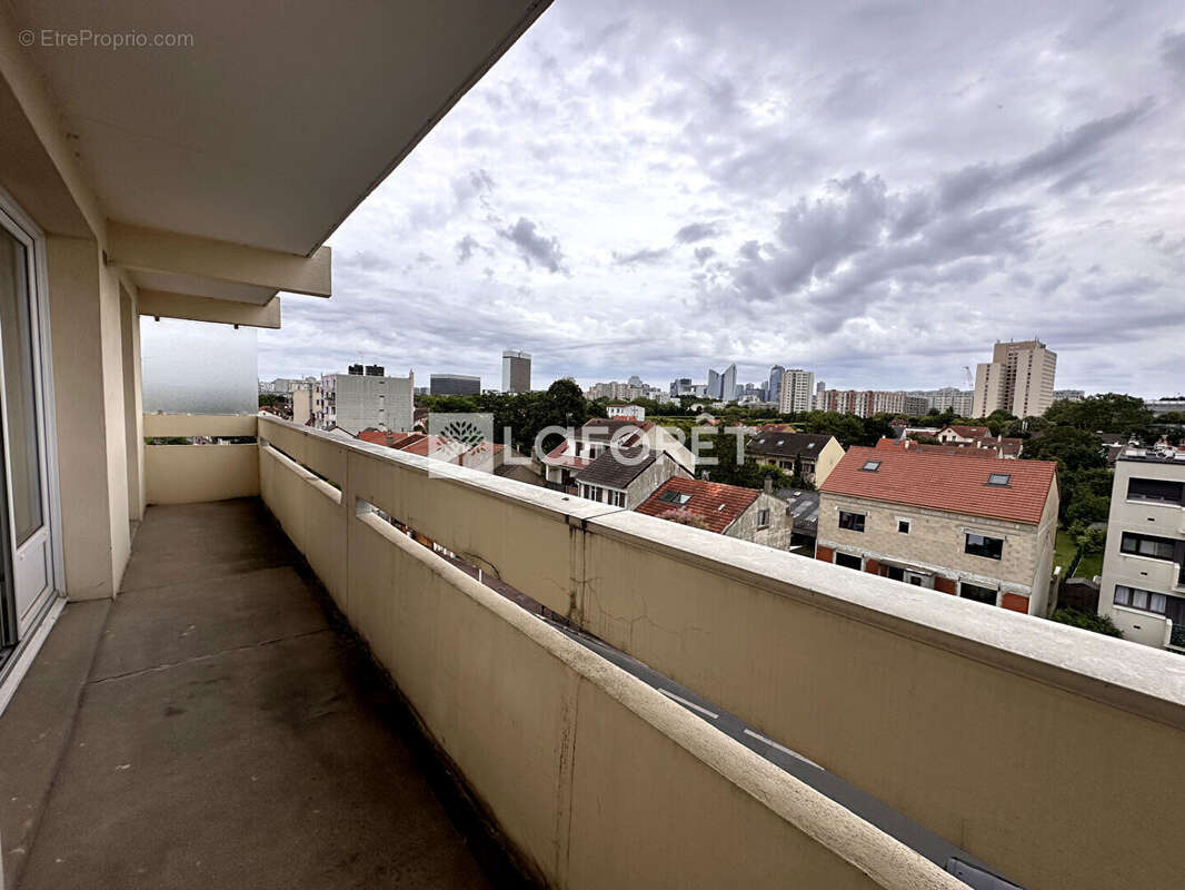 Appartement à NANTERRE