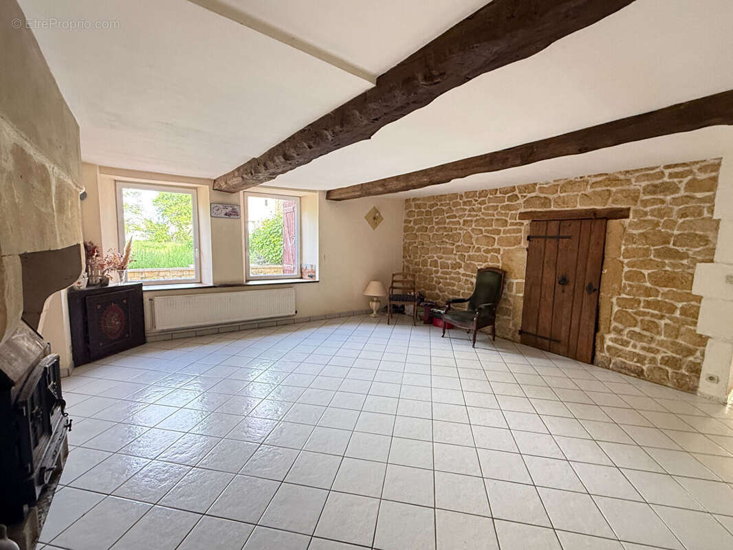 Maison à CHARLEVILLE-MEZIERES