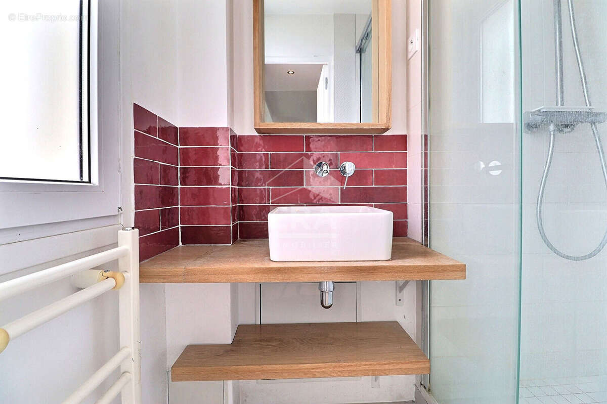 Appartement à AUBERVILLIERS