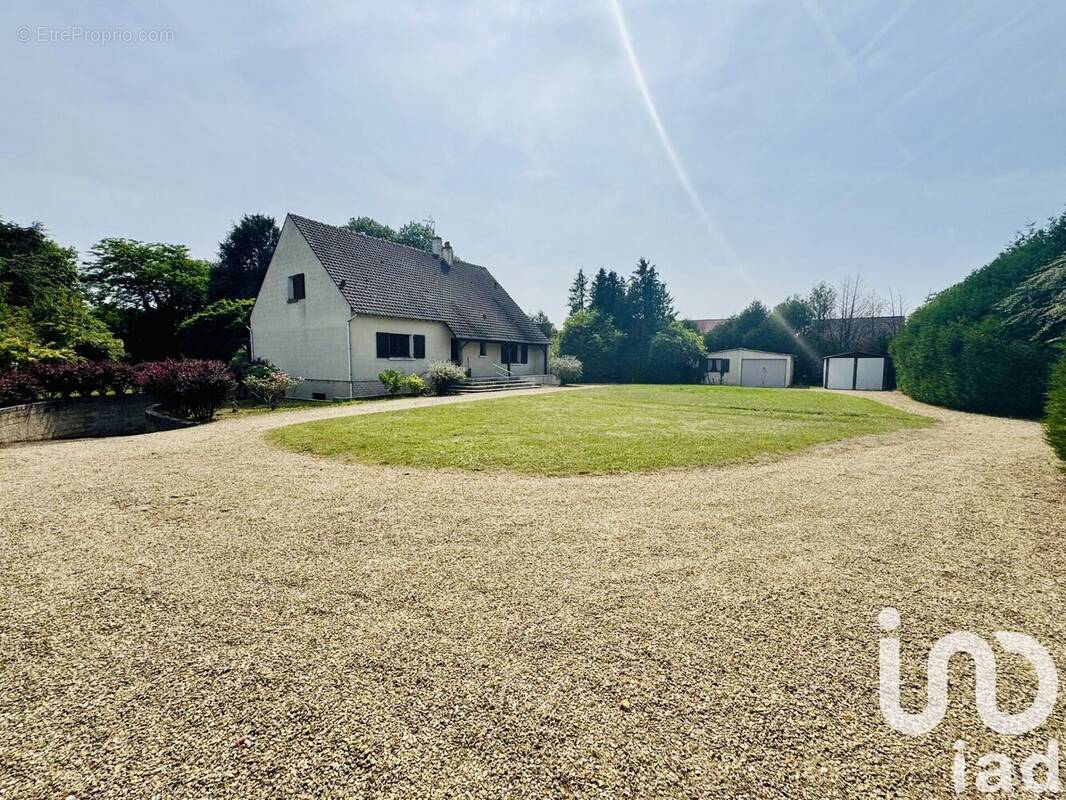 Photo 1 - Maison à MAROLLES-SUR-SEINE