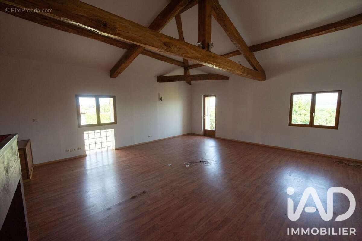 Maison 173 m² à Lens-Lestang  - photo 5