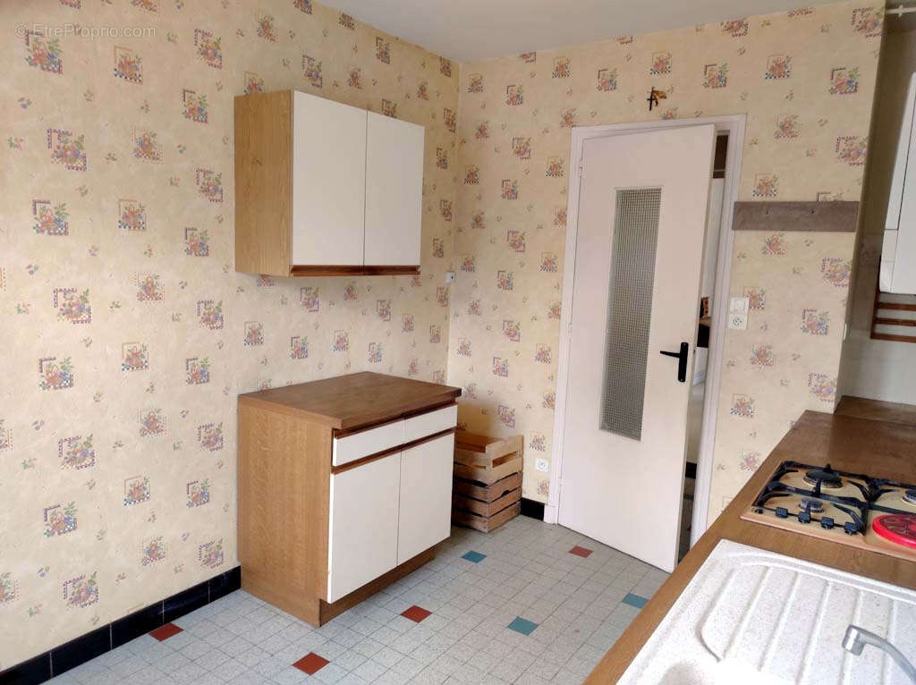 Au centre de Paray le Monial, appartement F3 de 69 m2 - photo 10