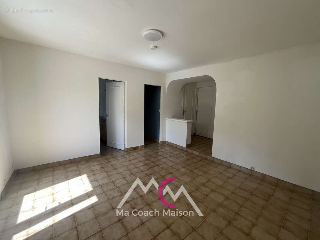 Maison à GUENROUET