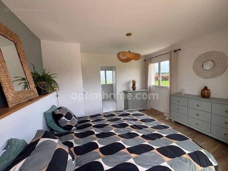 Maison à SAINT-AUBIN-ROUTOT