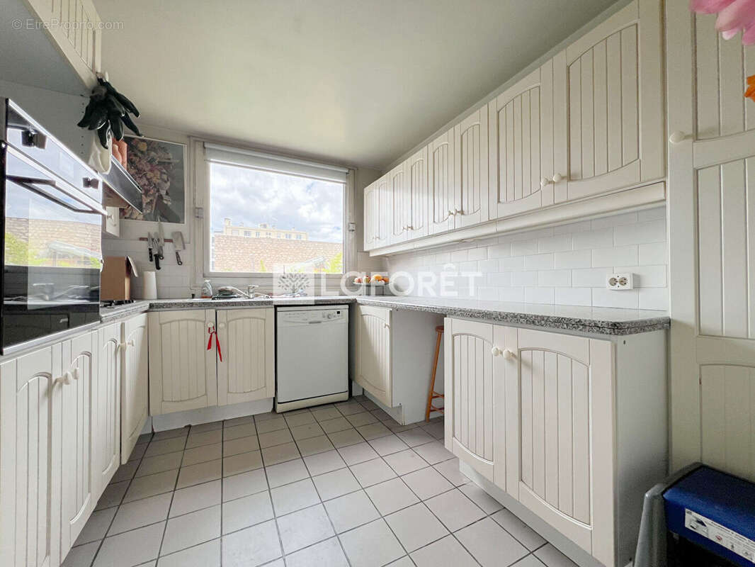 Appartement à MONTROUGE