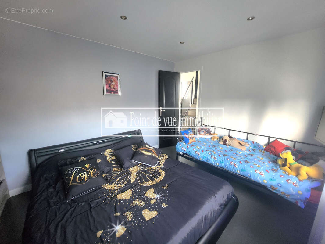 Maison à SAVIGNY-SUR-ORGE