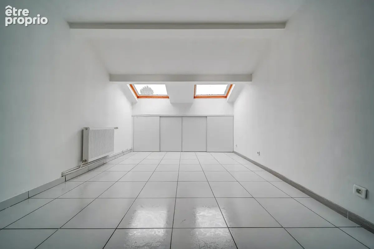Maison type F7 avec jardin et dépendance. - photo 11