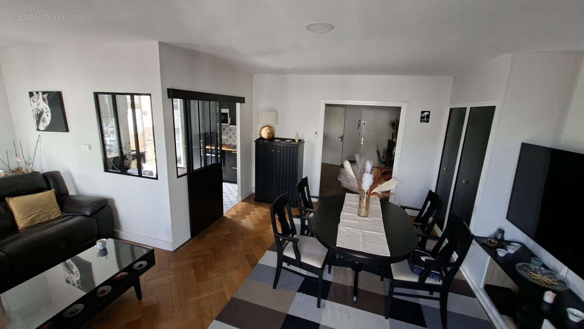Appartement à SURGERES