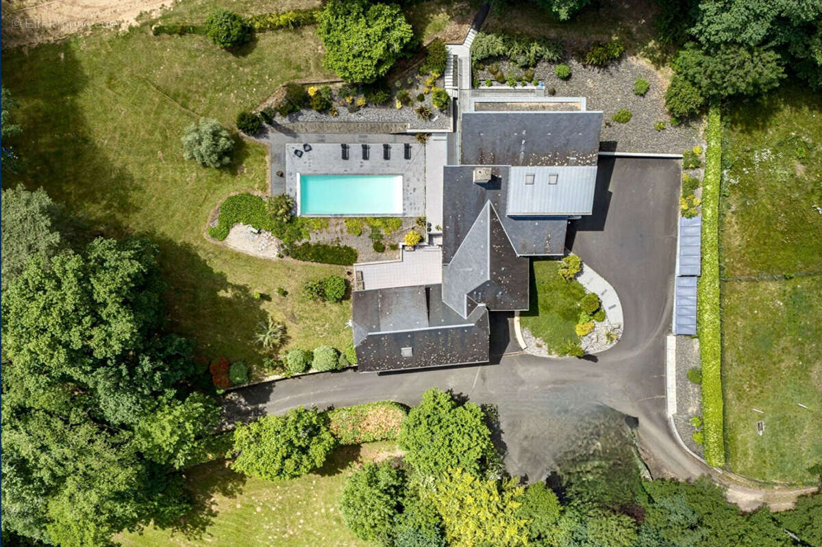 Maison à BRIVE-LA-GAILLARDE