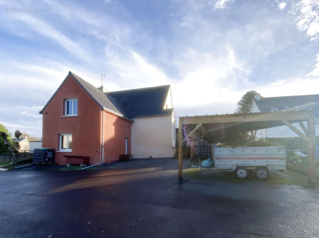 Maison à LA GACILLY