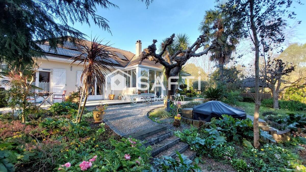 Photo 1 - Maison à LONS