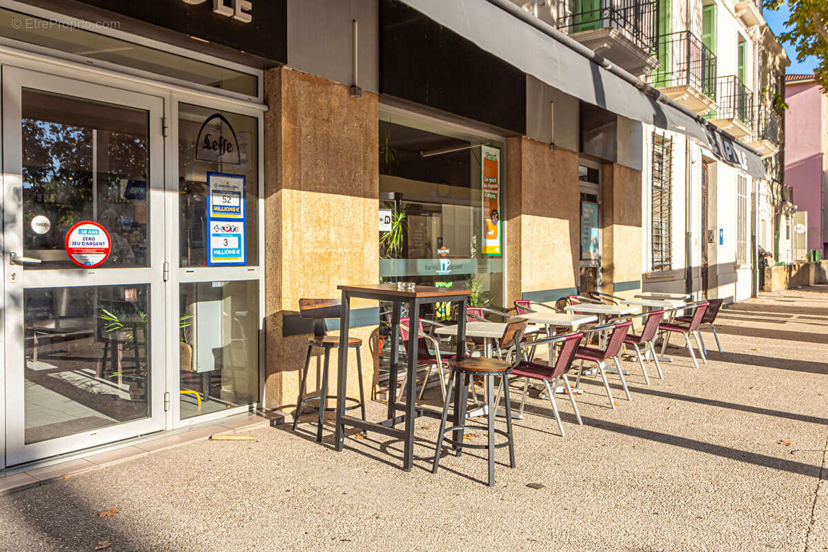 Commerce à AIX-EN-PROVENCE