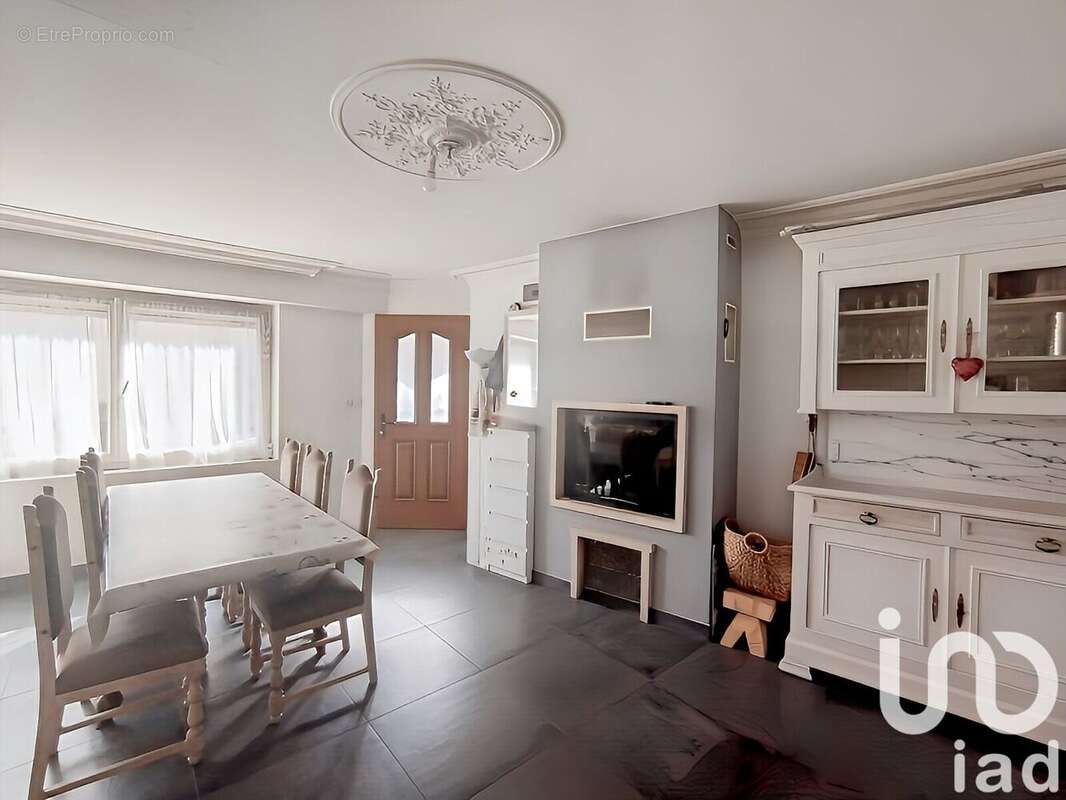 Photo 3 - Maison à VAL-D&#039;IZE