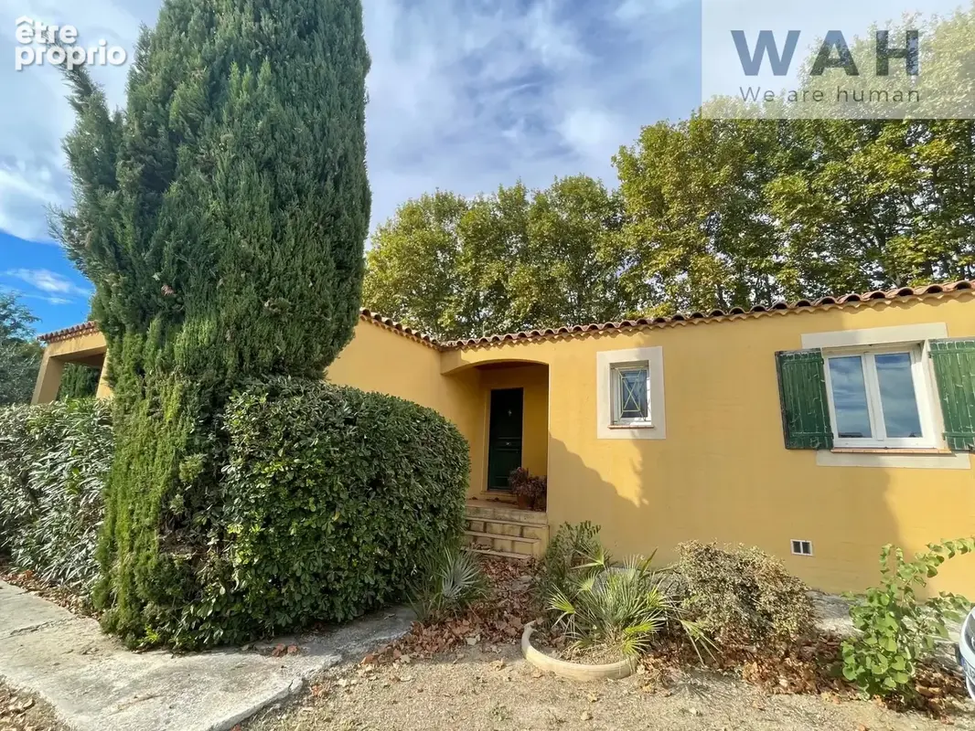 Maison à CLARENSAC