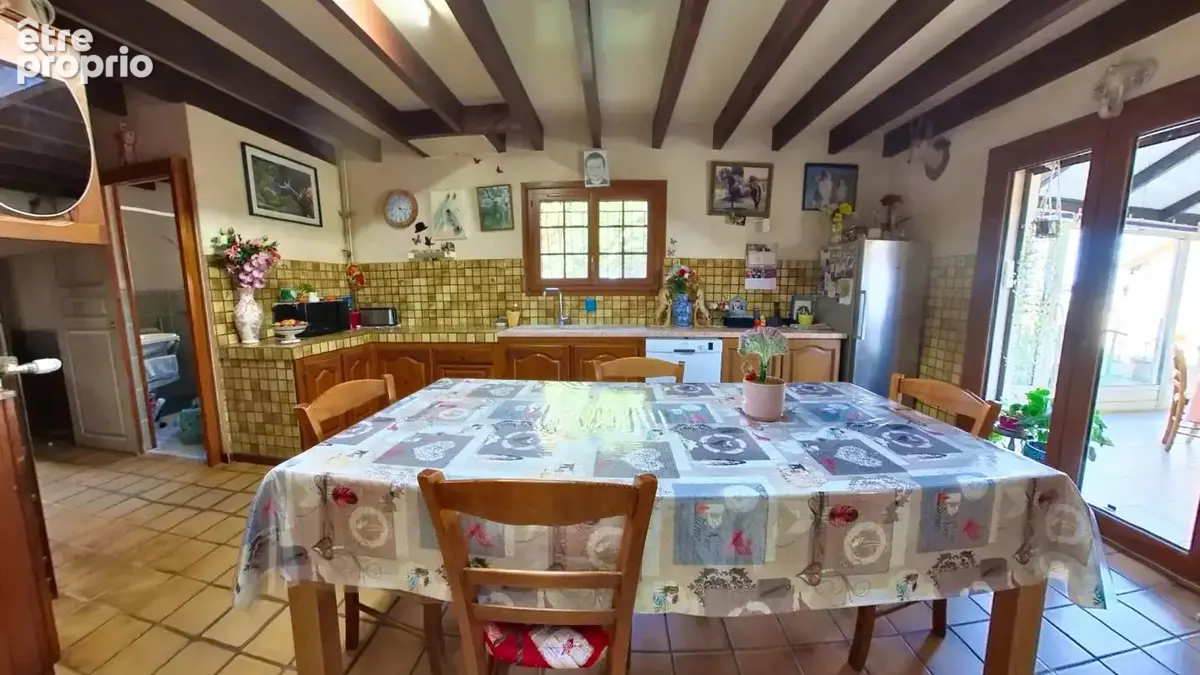 Propriété Landaise 186 m2 avec dépendances, hangars et insta - photo 3