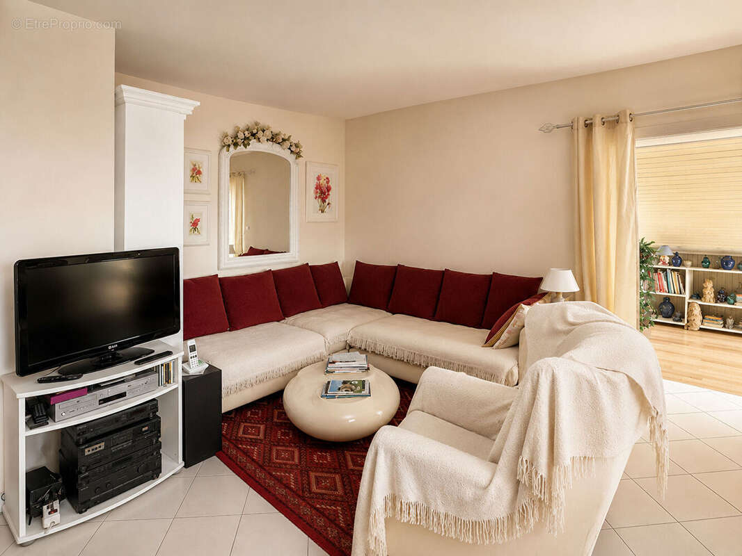 Appartement à DOUVAINE