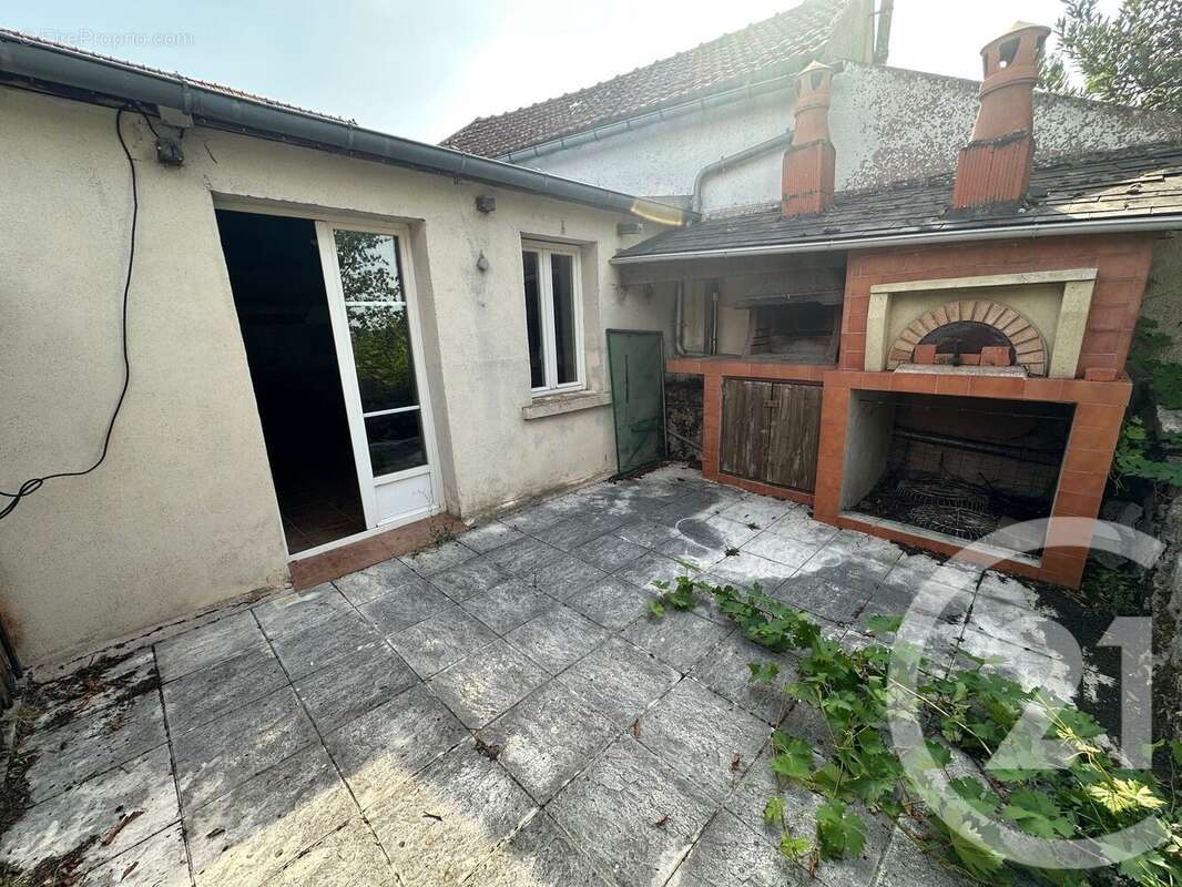 Maison 125 m² à Cervon  - photo 14