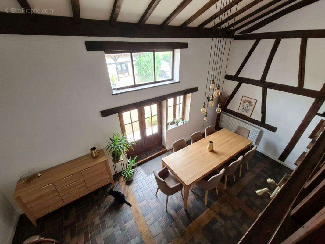 Demeure de prestige et gîte Viriat 10 pièce(s) 320 m2 - photo 17