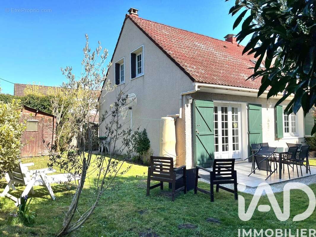 Photo 8 - Maison à MONTIGNY-LES-CORMEILLES