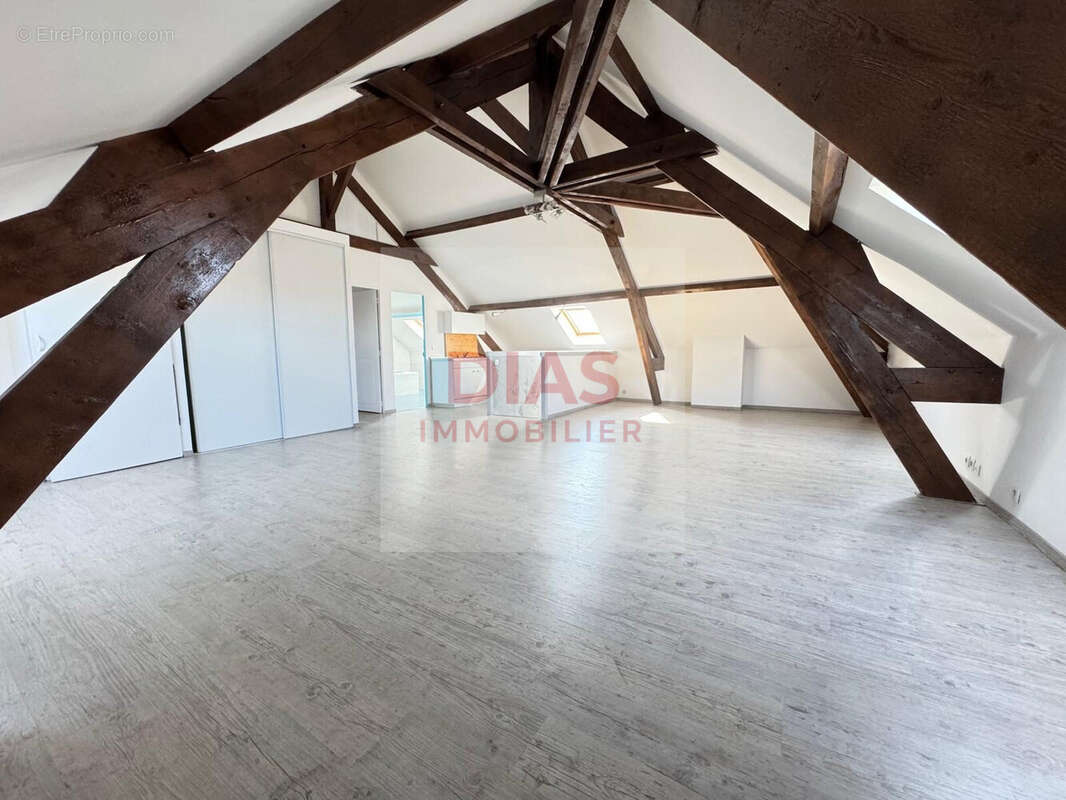 Maison à PONTAULT-COMBAULT