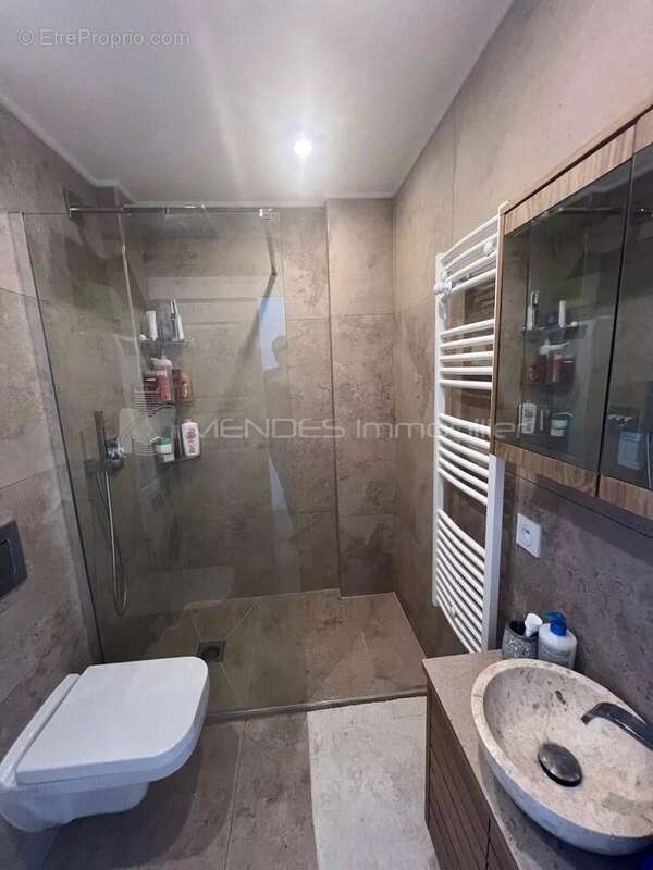 Appartement à ROQUEBRUNE-CAP-MARTIN
