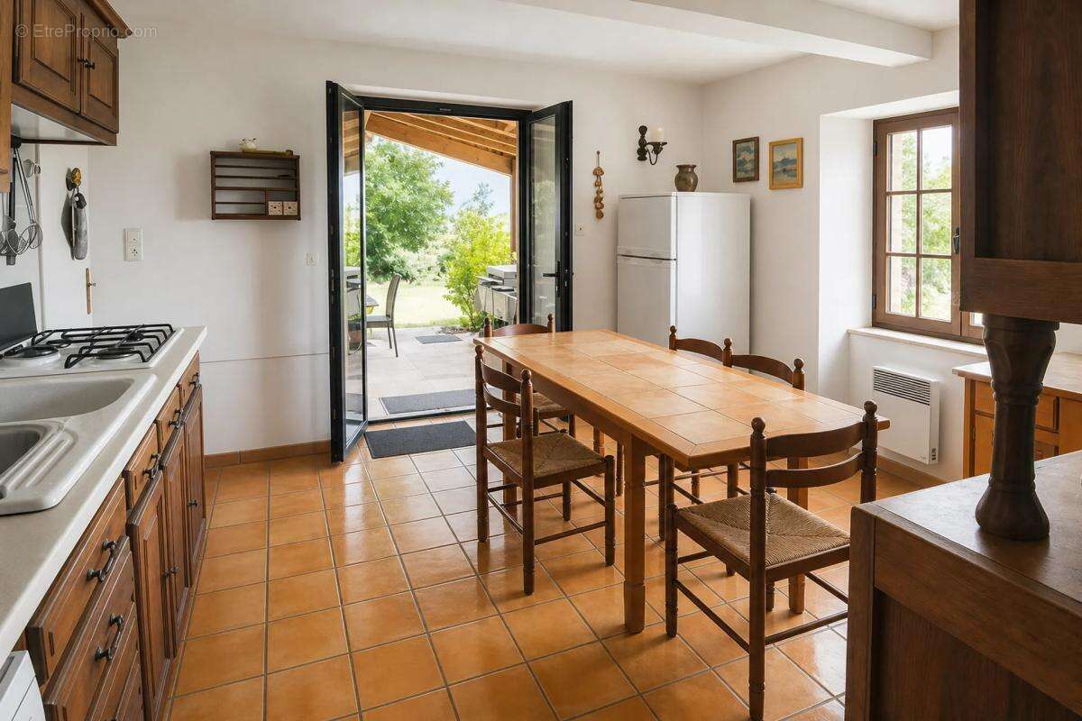 Maison périgourdine avec vue spectaculaire et grotte classée - photo 6