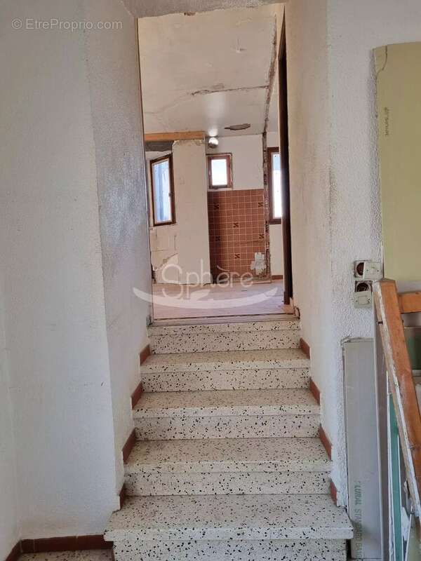 Maison à LA DIGNE-D'AVAL